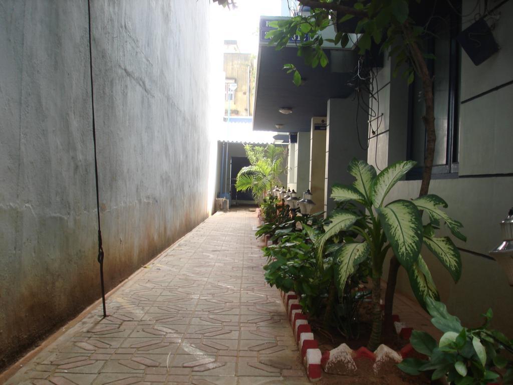 Le Garden Inn Kumbakonam Zewnętrze zdjęcie